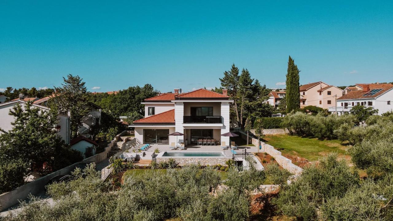Luxury Luana Villa *