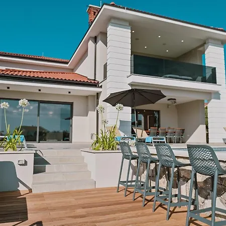 Luxury Villa Luana Malinska Exterior photo